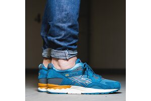 Придбати Кросівки Asics H602N GEL-LYTE V ​​4545 - оригінал, гарантія