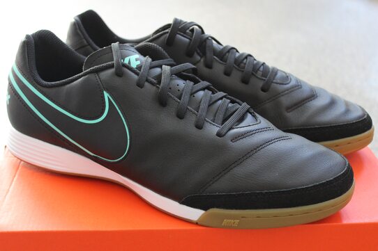Купить Кожаные футзалки NIKE TIEMPO GENIO II LEATHER IC 819215-004 - оригинал, гарантия