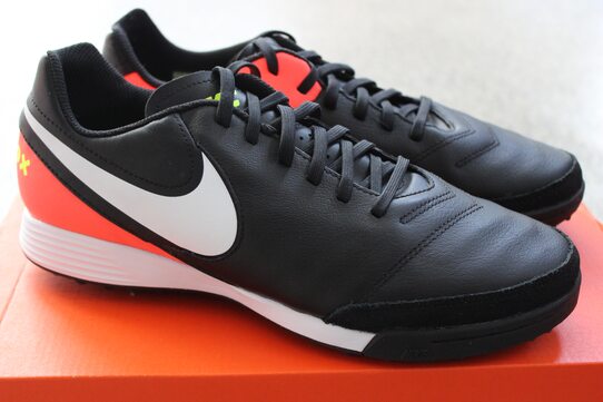Купить Кожаные сороконожки Nike Tiempo Genio II TF 819216-018 - оригинал, гарантия