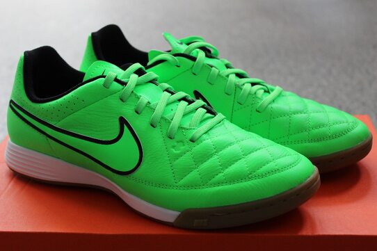 Купить Кожаные футзалки Nike TIEMPO GENIO IC 631283-330 - оригинал, гарантия