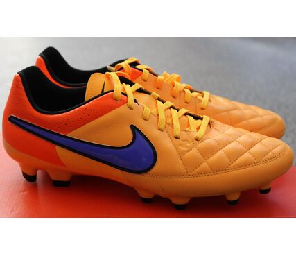 Футбольные бутсы Nike Tiempo Genio FG 631282-858