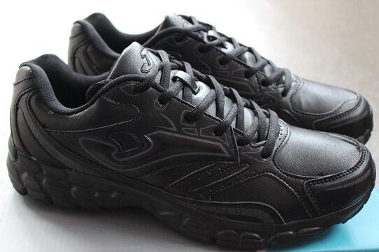 Купить Мужские демисезонные кроссовки Joma R.REPRISE 501 BLACK - оригинал, гарантия