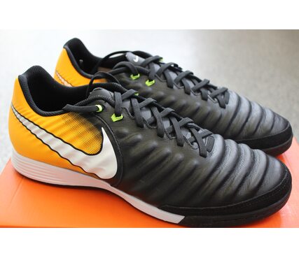 Кожаные футзалки NIKE TIEMPOX LIGERA IV IC 897765-008