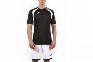 Футбольная форма Joma Champion lll (футболка+шорты) черная Футбольная форма Joma Champion lll (футболка+шорты) черная