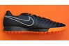 Купить Кожаные сороконожки Nike LegendX 7 Academy IC AH7243-080 - оригинал, гарантия