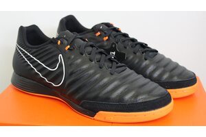 Кожаные футзалки Nike LegendX 7 Academy IC AH7244-080