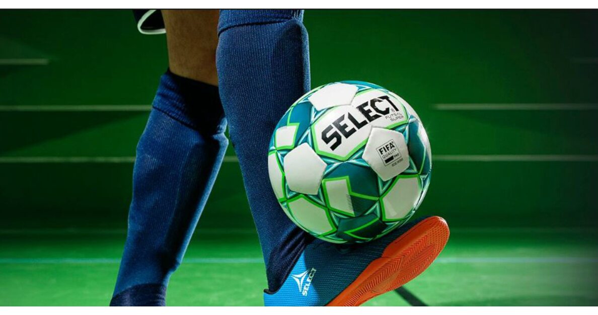 Конструкция мячей Select состоящих с 32-х панелей