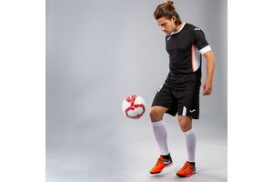Комплект футбольной формы Joma Roma Set II - (черный/белый) - сезон 2019-2020 Комплект футбольной формы Joma Roma Set II - (черный/белый) - сезон 2019-2020
