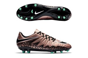 Футбольные бутсы Nike Hypervenom Phelon II FG 749896-903