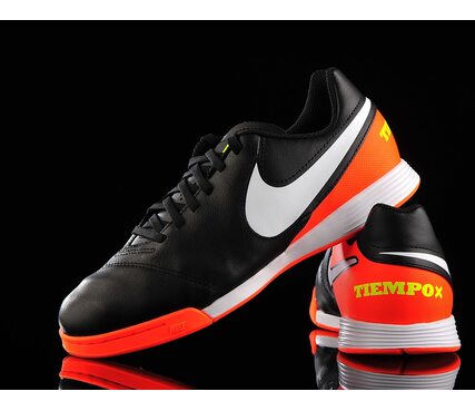 Шкіряні дитячі Футзалки Nike JR TIEMPO LEGEND VI IC 819190-018