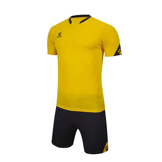 Купить Комплект детской футбольной формы Kelme GIRONA 3803099.9737 - оригинал, гарантия