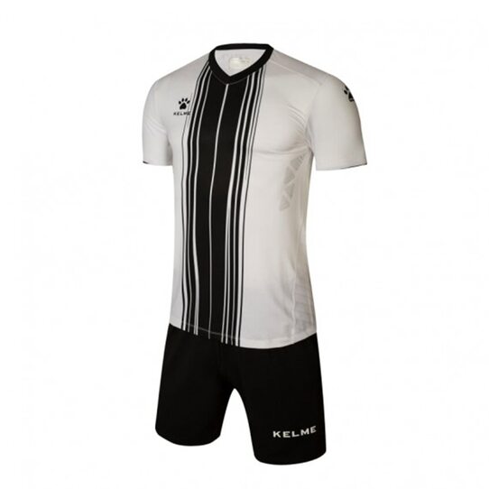 Купить Комплект футбольной формы Kelme BARCELONA - 3991536.9103 - оригинал, гарантия Купить Комплект футбольной формы Kelme BARCELONA - 3991536.9103 - оригинал, гарантия