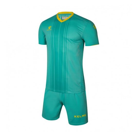 Купить Комплект футбольной формы Kelme BARCELONA - 3991536.9736 - оригинал, гарантия Купить Комплект футбольной формы Kelme BARCELONA - 3991536.9736 - оригинал, гарантия