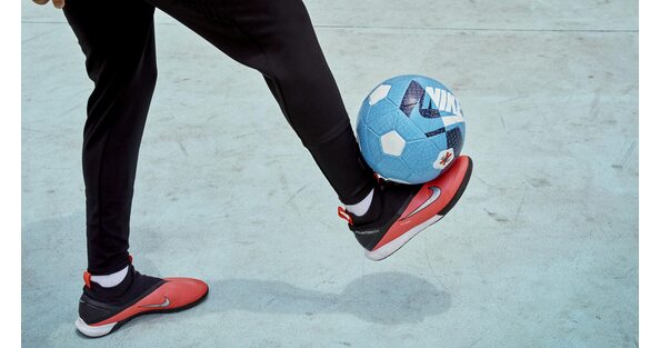 Nike Football представляет Pantom VSN 2h Nike Football представляет Pantom VSN 2h