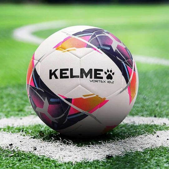 Придбати Футбольний м'яч Kelme VORTEX 18.2 - 8101QU5001.9423 - оригінал Придбати Футбольний м'яч Kelme VORTEX 18.2 - 8101QU5001.9423 - оригінал