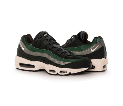 Кроссовки спортивные Nike AIR MAX 95 ESSENTIAL 749766-304