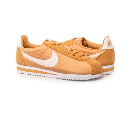 Кроссовки спортивные женские Nike WMNS CLASSIC CORTEZ NYLON 749864-701