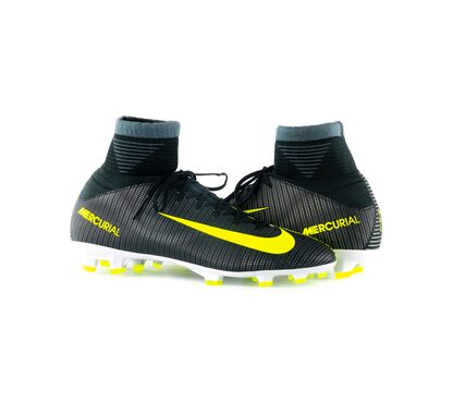 Бутси MERCURIAL SUPERFLY V CR7 FG JR Nike 852483-376