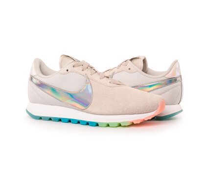 Жіночі Кросівки спортивні Nike WPRE-LOVE OX AO3166-100