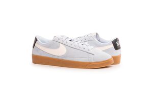Кросівки спортивні W BLAZER LOW SD Nike AV9373-400 Кросівки спортивні W BLAZER LOW SD Nike AV9373-400