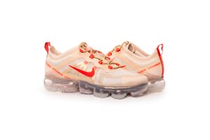 Кроссовки  WMNS AIR VAPORMAX 2019 CNY Nike BQ7041-200