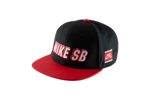 Бейсболка U NK PRO CAP SB Nike BV0488-010