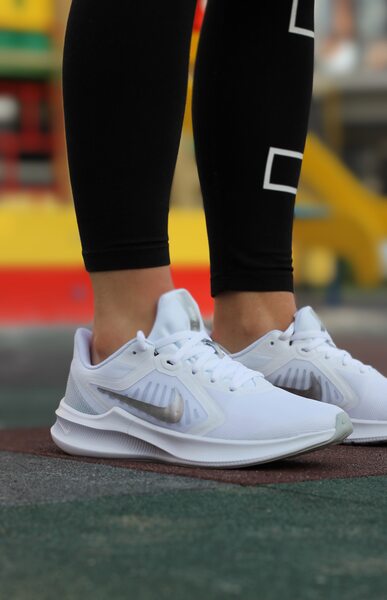 Купить Кроссовки Downshifter 10 Nike CI9984-100 - оригинал, гарантия Купить Кроссовки Downshifter 10 Nike CI9984-100 - оригинал, гарантия