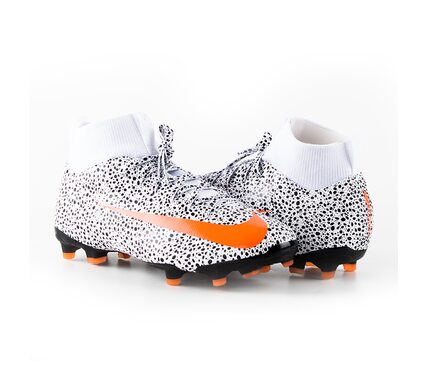 Бутси JR SUPERFLY 7 ACADEMY CR7 FGMG Nike CV3182-180 