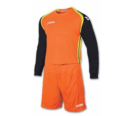 Вратарская форма Joma Area III (комплект) Вратарская форма Joma Area III (комплект)